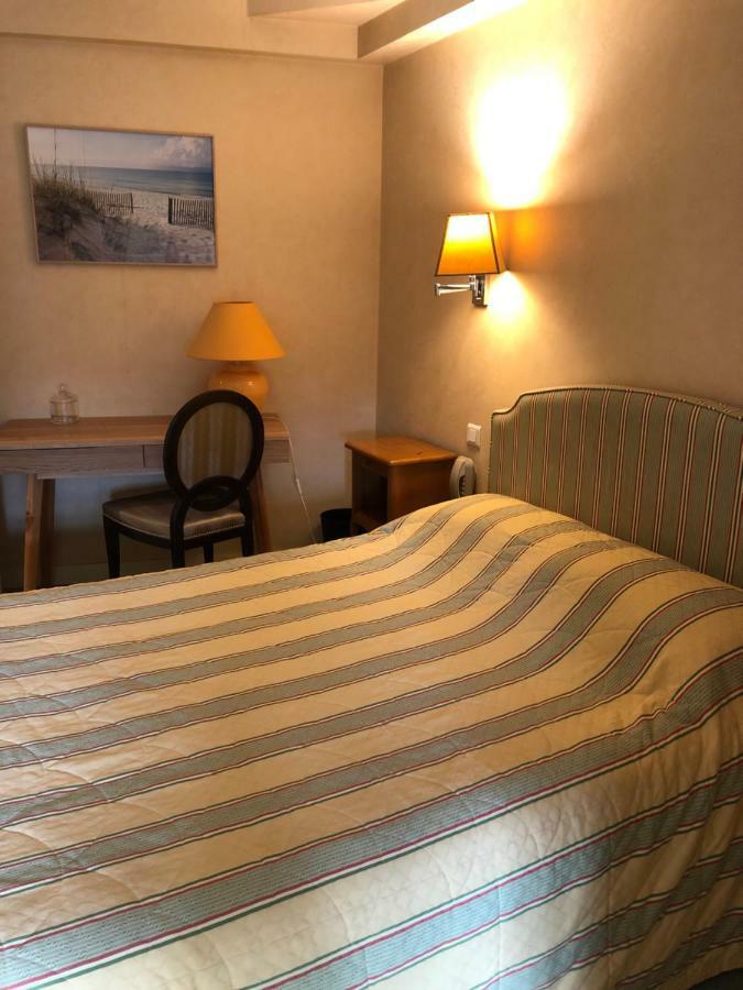Le Cabouillet Otel LʼIsle-Adam Dış mekan fotoğraf